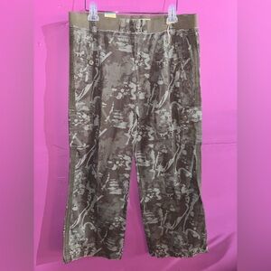 Mossimo Supply Co. Gray Camouflage Cargo Pants